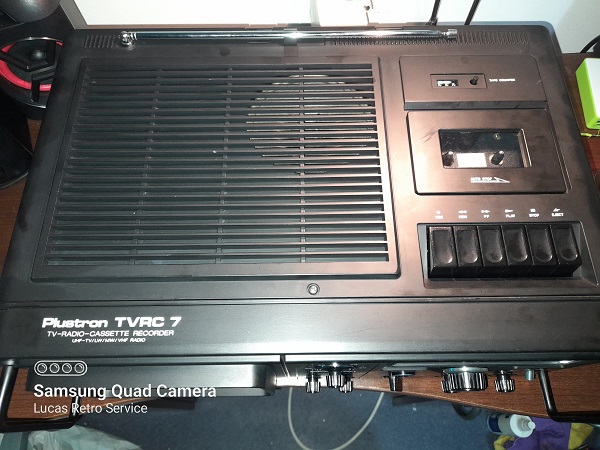 Radio Cassette Recorder CRT TV Plustron TVRC7