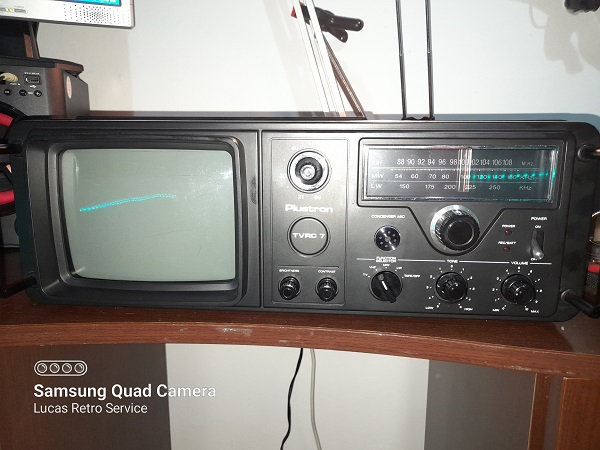 Plustron TVRC7 Portable CRT TV